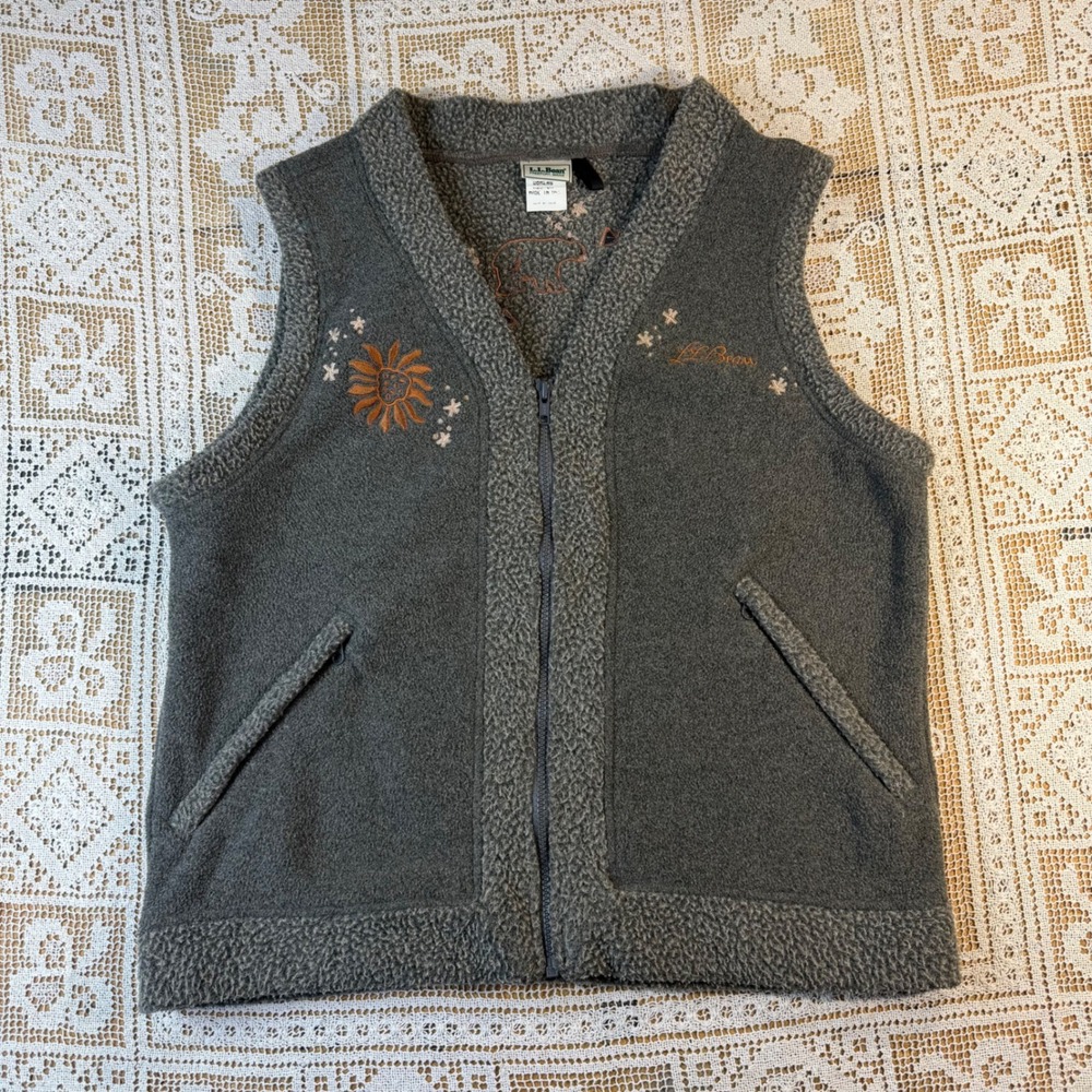 Vintage LL Bean Fleece Vest Gray Embroidered Bear Sun USA Hiking Gorpcore Sz M